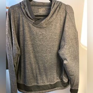 Mondetta Heathered Gray Long Sleeve Shirt